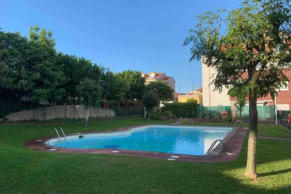 Ferienwohnung Garaje Y Piscina Comunitaria! Suances Exterior foto
